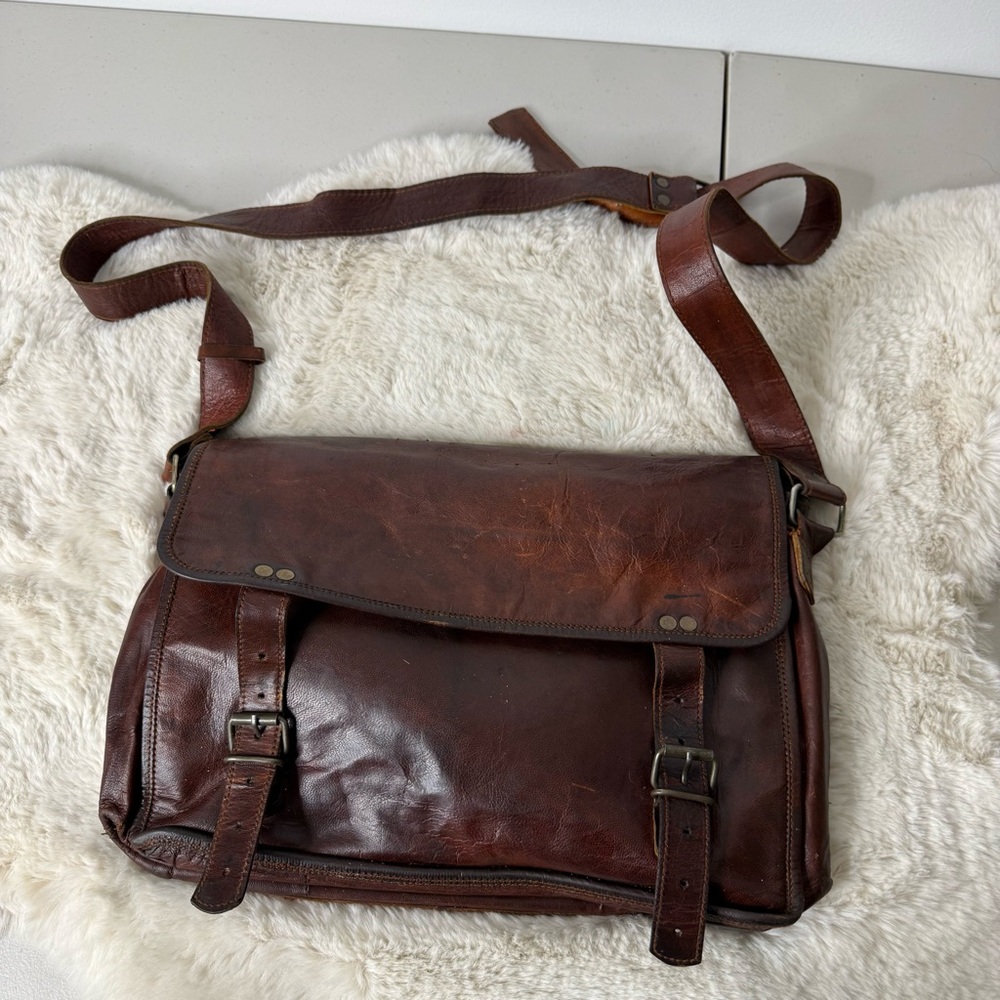 Vintage Toni Classic Brown Leather Men's‎ Messenger Bag